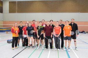 Regionalligist C. Böhmer trainiert Kaller Badminton-Elite